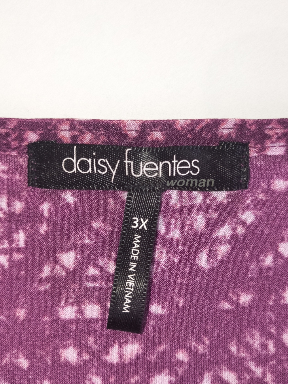 Women's Purple Printed Scoop Neck Top - Picture 3 of 7